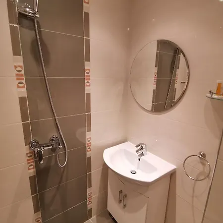 Lora Апартаменты *